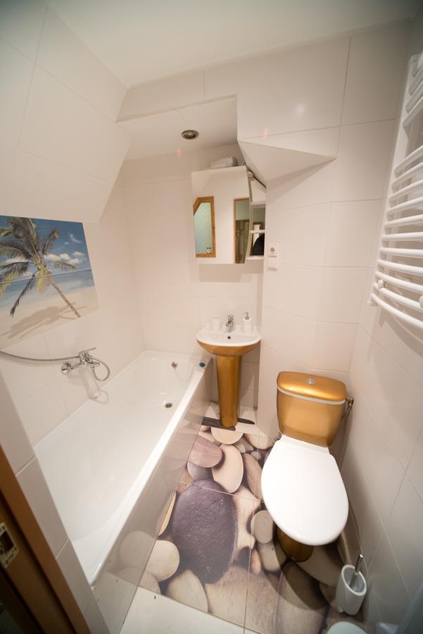 Petro Delux Apartments คอนัส ภายนอก รูปภาพ